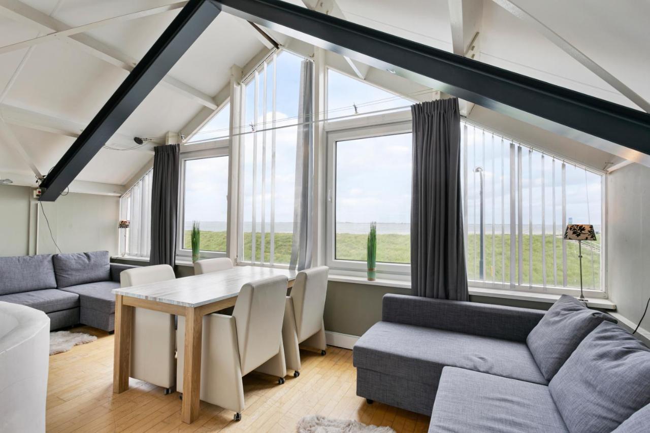 Mooi Huis Met Zeezicht Aan Strand Bed En Breakfast Yerseke Exteriör bild